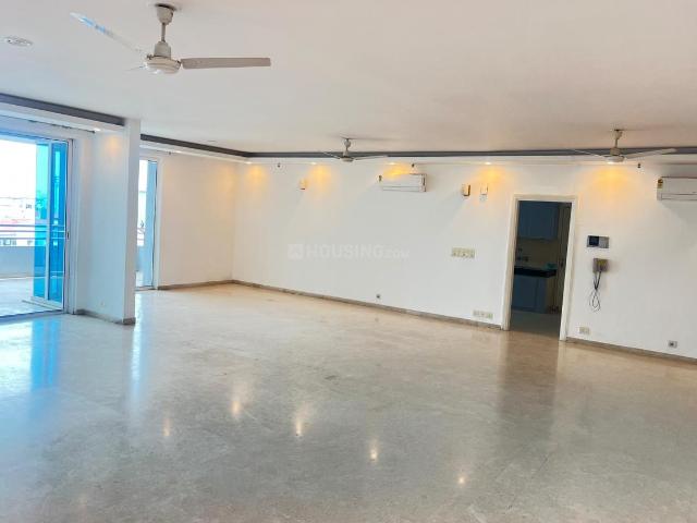 4 BHK Apartment in Sector 43 for rent Gurgaon. The reference number is 20274315