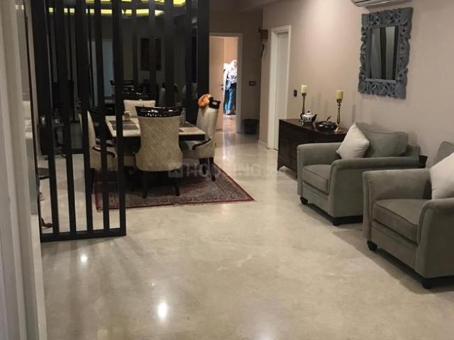 4 BHK Apartment in Sector 43 for rent Gurgaon. The reference number is 7940918