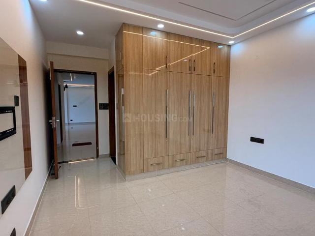 4 BHK Apartment in Sector 4 Dwarka for rent New Delhi. The reference number is 20424915