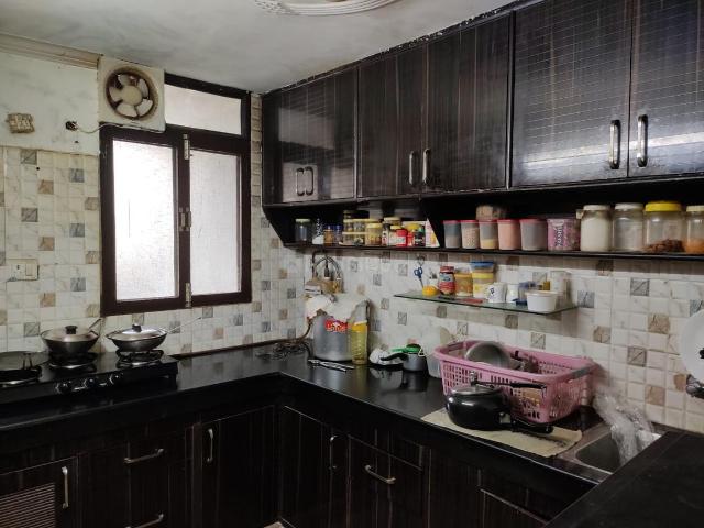 4 BHK Apartment in Sector 4 Dwarka for rent New Delhi. The reference number is 20739805