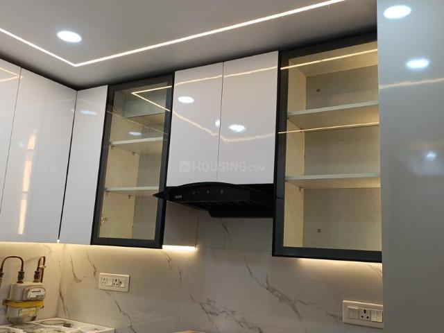 4 BHK Apartment in Sector 4 Dwarka for resale New Delhi. The reference number is 19053633