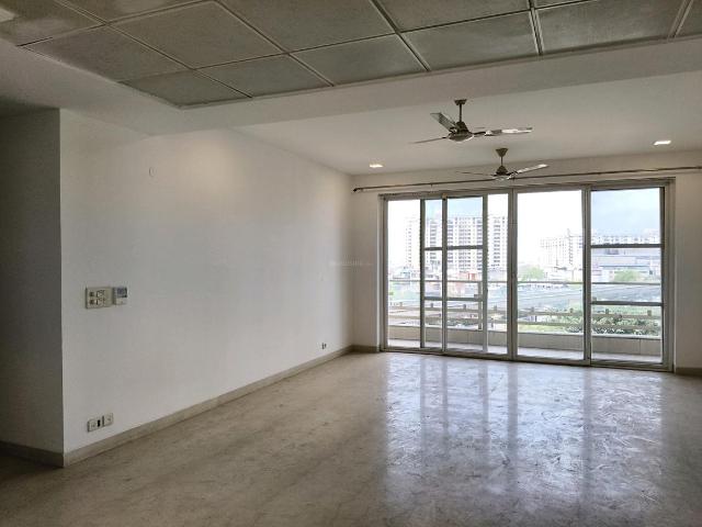 4 BHK Apartment in Sector 54 for rent Gurgaon. The reference number is 19795084