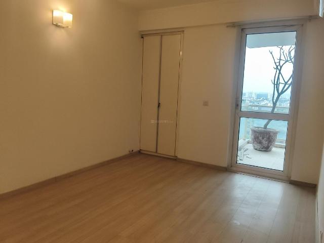 4 BHK Apartment in Sector 54 for rent Gurgaon. The reference number is 19926401