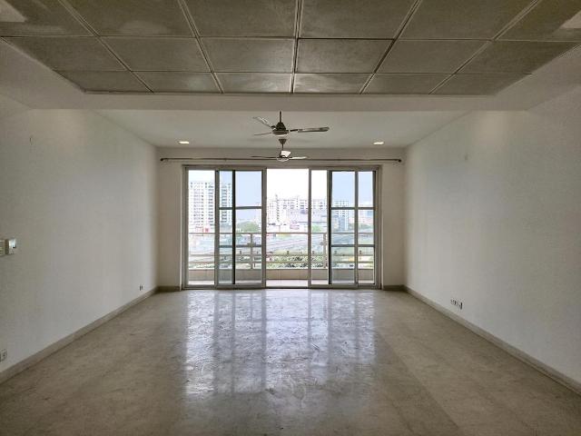 4 BHK Apartment in Sector 54 for rent Gurgaon. The reference number is 19008998