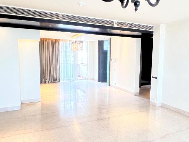 4 BHK Apartment in Sector 54 for rent Gurgaon. The reference number is 19077083