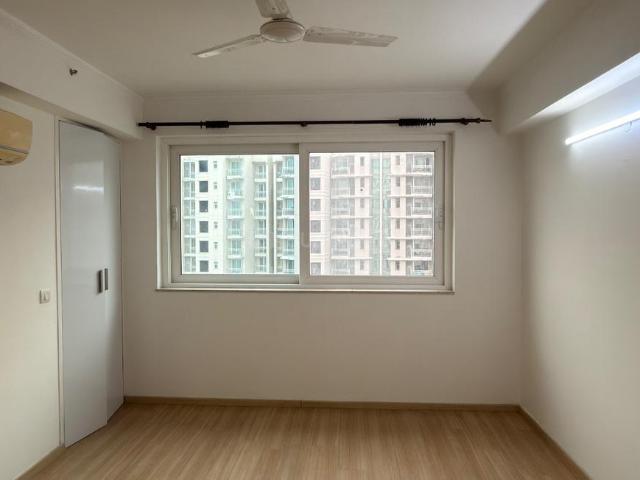 4 BHK Apartment in Sector 54 for rent Gurgaon. The reference number is 20436492