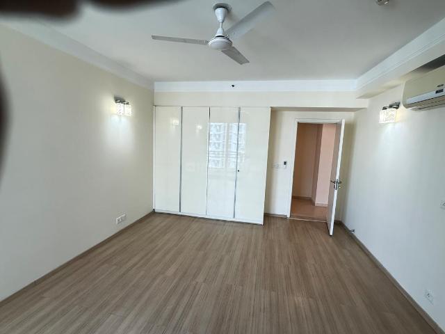 4 BHK Apartment in Sector 54 for rent Gurgaon. The reference number is 20275808
