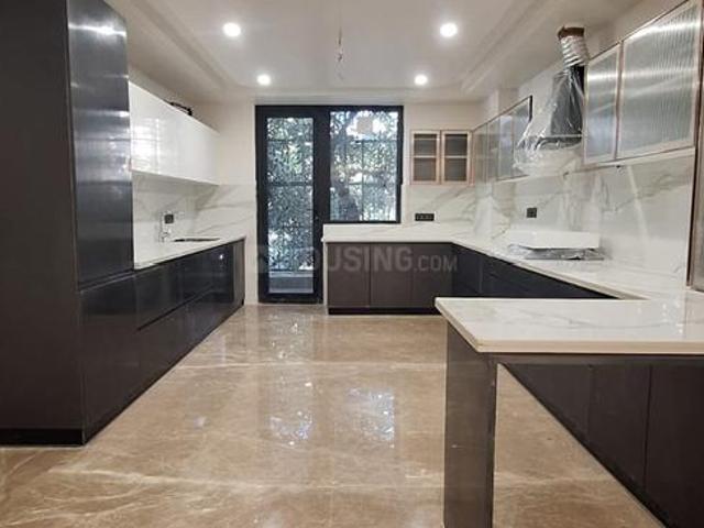 4 BHK Apartment in Sector 55 for resale Gurgaon. The reference number is 20206640