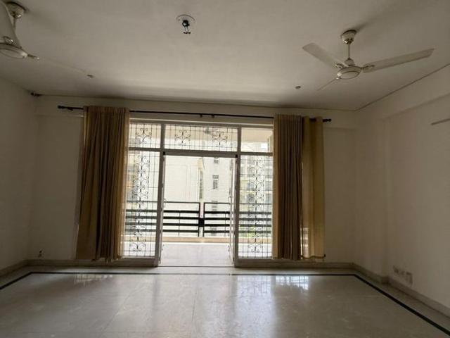 4 BHK Apartment in Sector 56 for rent Gurgaon. The reference number is 20340882
