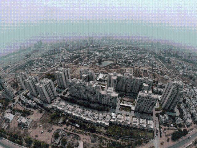 4 BHK Apartment in Sector 57 for resale Gurgaon. The reference number is 20811328