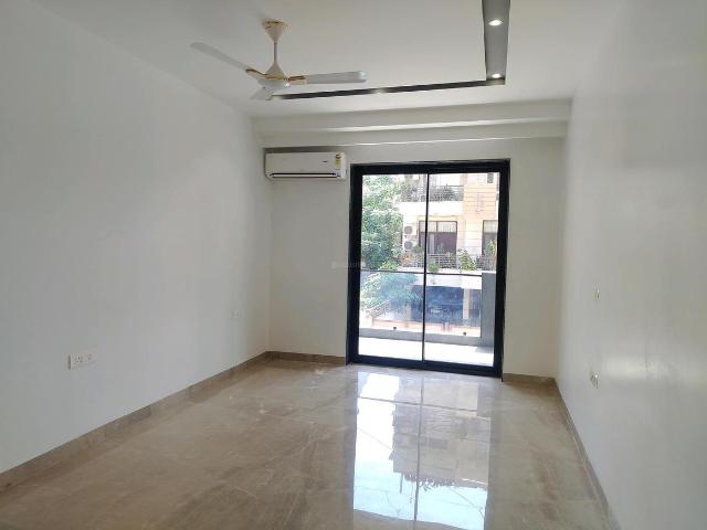 4 BHK Apartment in Sector 58 for rent Gurgaon. The reference number is 18837821