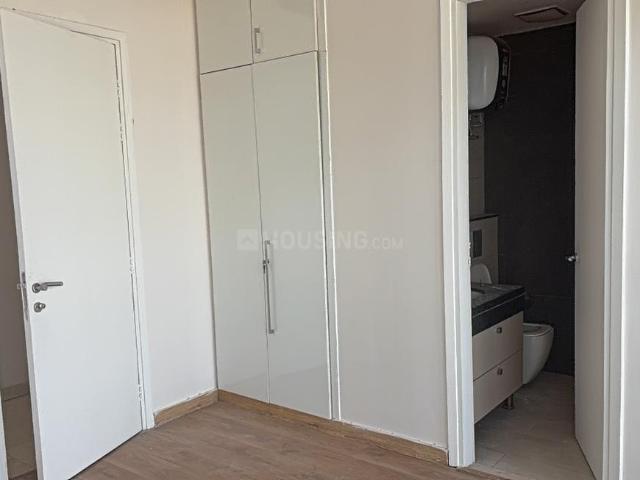 4 BHK Apartment in Sector 58 for rent Gurgaon. The reference number is 20083775