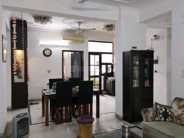 4 BHK Apartment in Sector 51 for resale Gurgaon. The reference number is 20361015