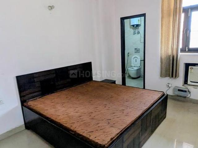 4 BHK Apartment in Sector 52 for rent Gurgaon. The reference number is 20048445