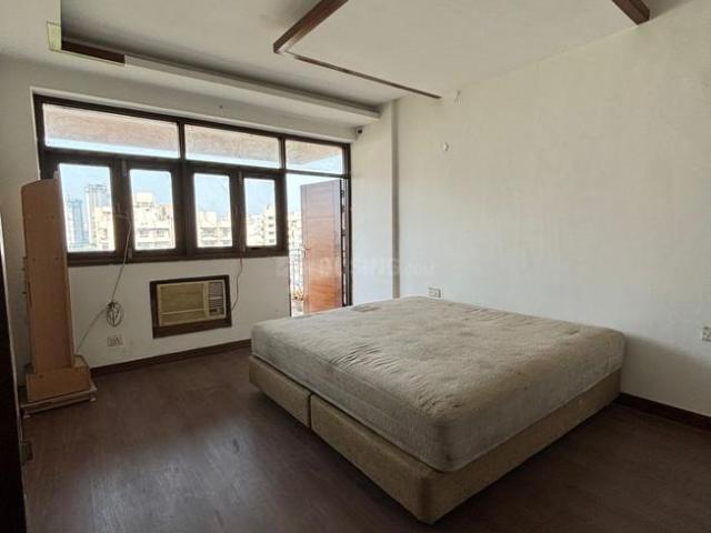 4 BHK Apartment in Sector 52 for rent Gurgaon. The reference number is 20177322