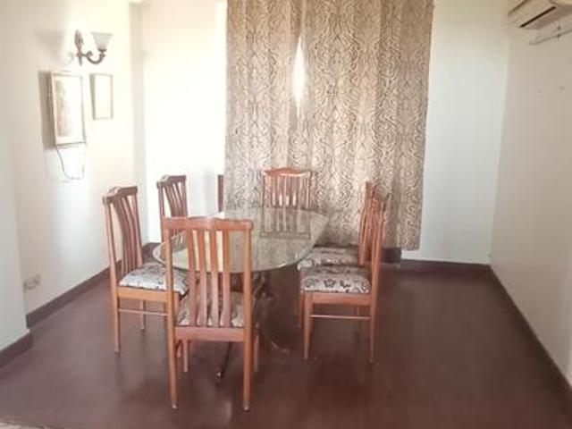 4 BHK Apartment in Sector 52 for rent Gurgaon. The reference number is 20378825