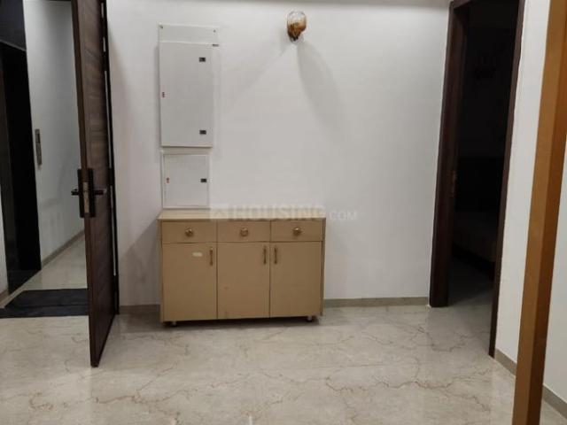 4 BHK Apartment in Sector 53 for rent Gurgaon. The reference number is 19778401