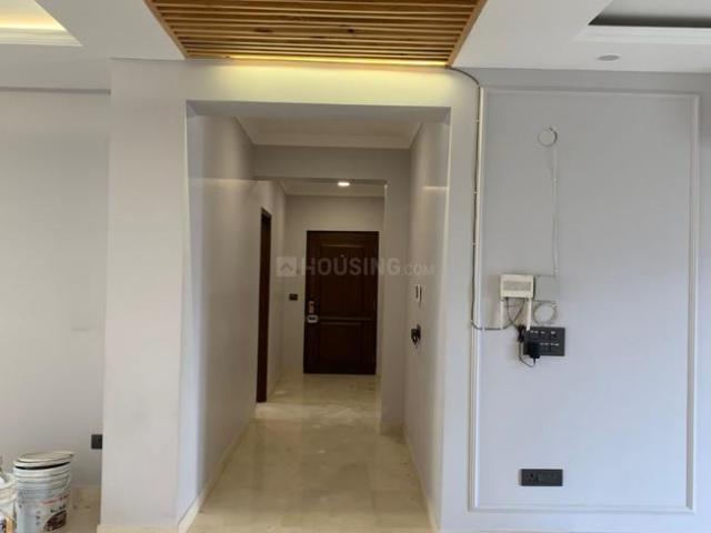 4 BHK Apartment in Sector 53 for rent Gurgaon. The reference number is 19883307