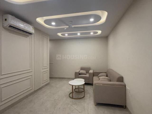 4 BHK Apartment in Sector 53 for rent Gurgaon. The reference number is 19977687