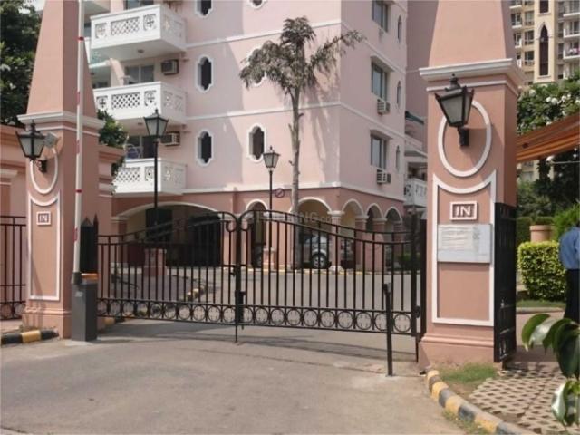 4 BHK Apartment in Sector 53 for rent Gurgaon. The reference number is 20112464