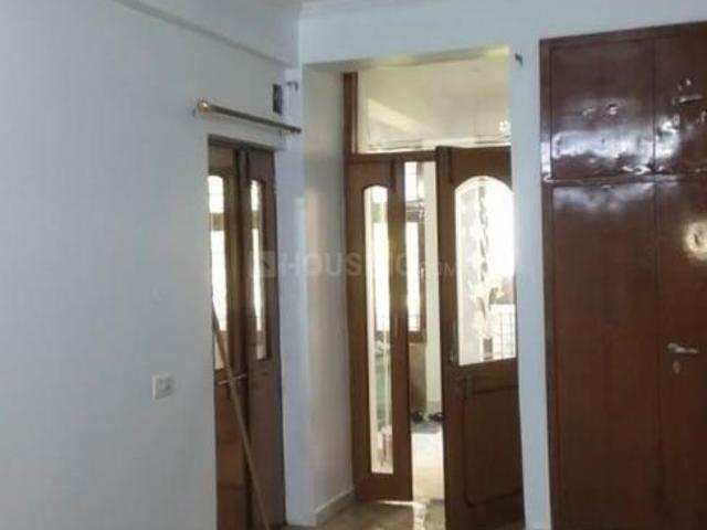 4 BHK Apartment in Sector 5 Dwarka for rent New Delhi. The reference number is 20413171