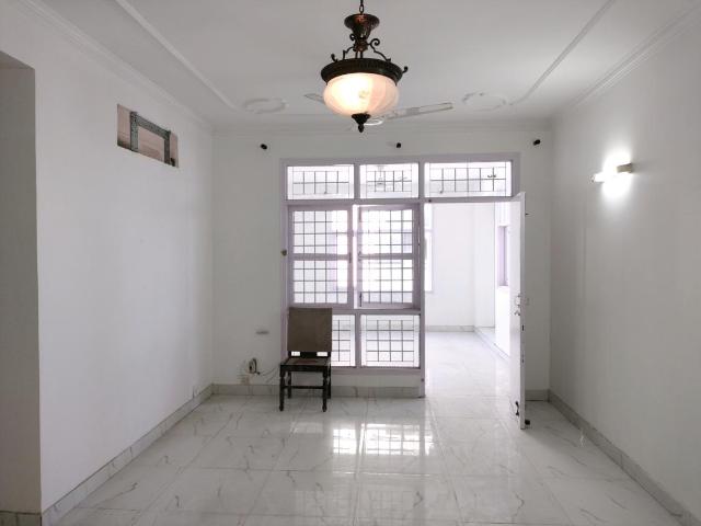 4 BHK Apartment in Sector 5 Dwarka for resale New Delhi. The reference number is 19956975