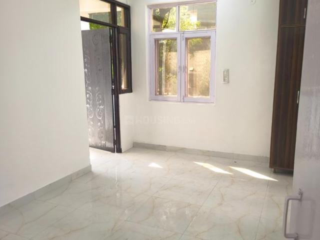 4 BHK Apartment in Sector 5 Dwarka for resale New Delhi. The reference number is 20044232