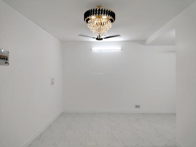 4 BHK Apartment in Sector 5 Dwarka for resale New Delhi. The reference number is 20609614