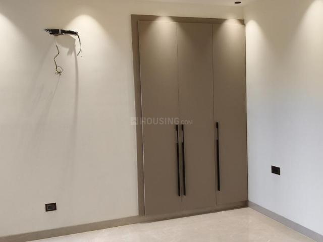 4 BHK Apartment in Sector 5 Dwarka for resale New Delhi. The reference number is 20927573
