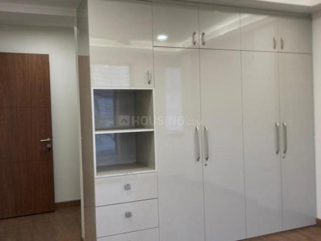 4 BHK Apartment in Sector 65 for rent Gurgaon. The reference number is 13741481
