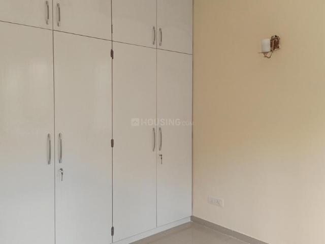 4 BHK Apartment in Sector 65 for rent Gurgaon. The reference number is 19863396