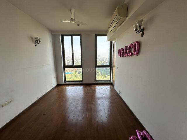 4 BHK Apartment in Sector 65 for rent Gurgaon. The reference number is 19924321