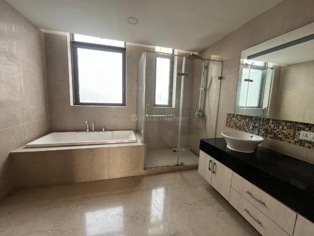 4 BHK Apartment in Sector 65 for rent Gurgaon. The reference number is 20337927