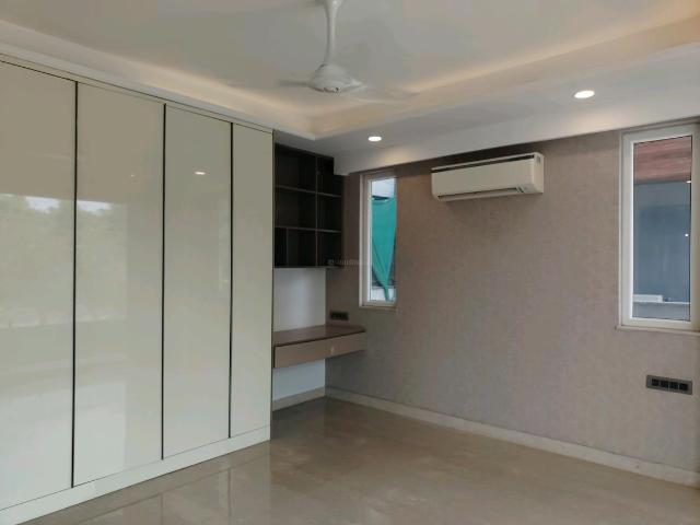 4 BHK Apartment in Sector 65 for rent Gurgaon. The reference number is 20337927