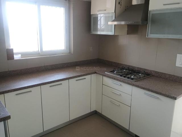 4 BHK Apartment in Sector 66 for rent Gurgaon. The reference number is 20270324