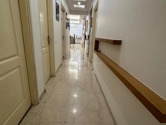 4 BHK Apartment in Sector 67 for rent Gurgaon. The reference number is 20695119