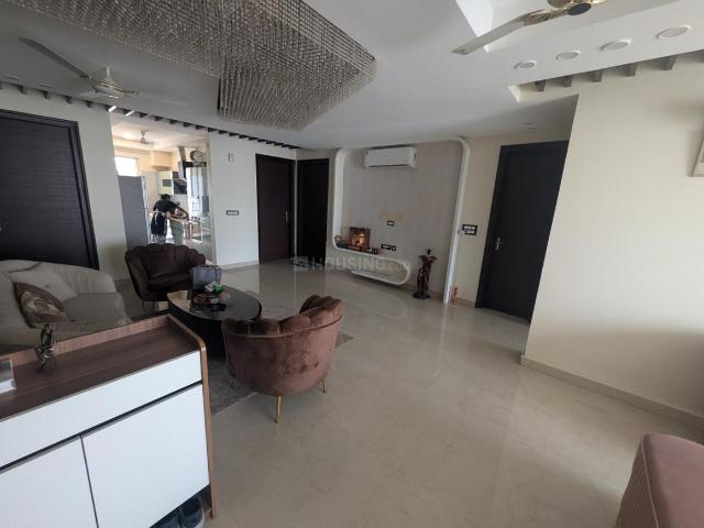 4 BHK Apartment in Sector 67 for rent Gurgaon. The reference number is 20825061