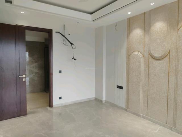 4 BHK Apartment in Sector 67 for rent Gurgaon. The reference number is 20337767