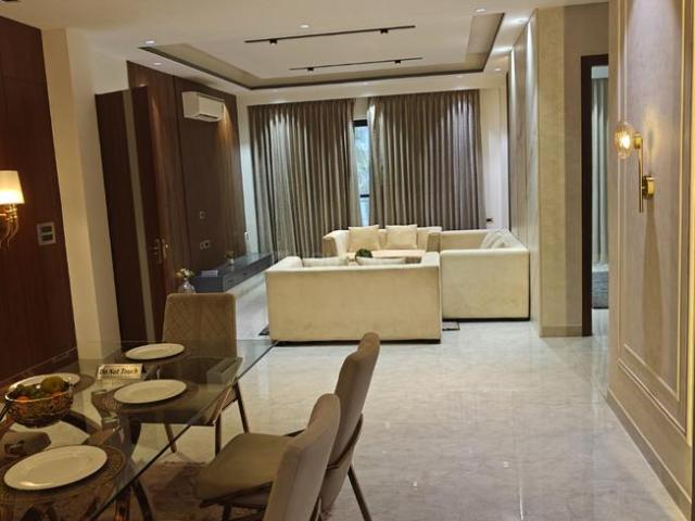 4 BHK Apartment in Sector 67 for resale Gurgaon. The reference number is 19566118