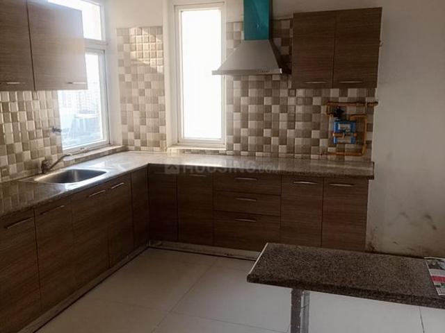 4 BHK Apartment in Sector 69 for rent Gurgaon. The reference number is 19952329