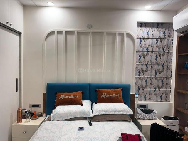 4 BHK Apartment in Sector 69 for resale Gurgaon. The reference number is 15582174