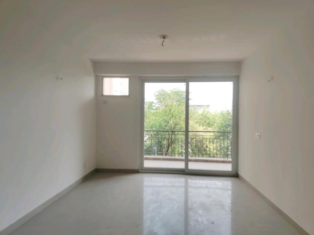 4 BHK Apartment in Sector 69 for resale Gurgaon. The reference number is 15642341