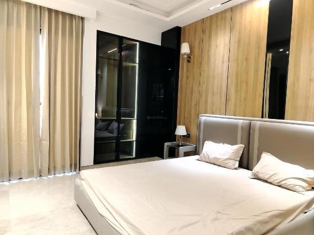 4 BHK Apartment in Sector 60 for rent Gurgaon. The reference number is 18855596
