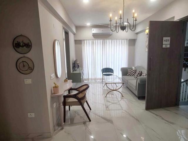 4 BHK Apartment in Sector 61 for resale Gurgaon. The reference number is 19412892