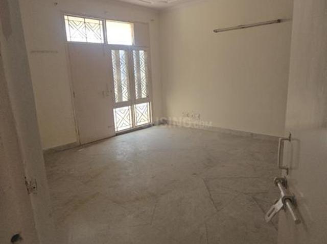 4 BHK Apartment in Sector 62 for rent Noida. The reference number is 19744554