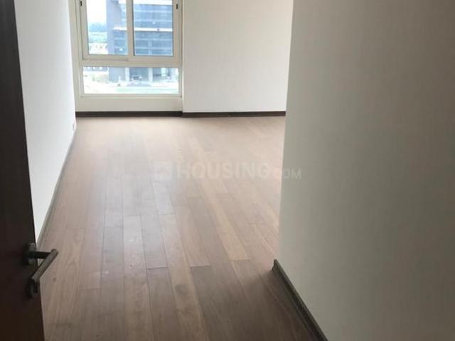 4 BHK Apartment in Sector 62 for rent Gurgaon. The reference number is 19957549