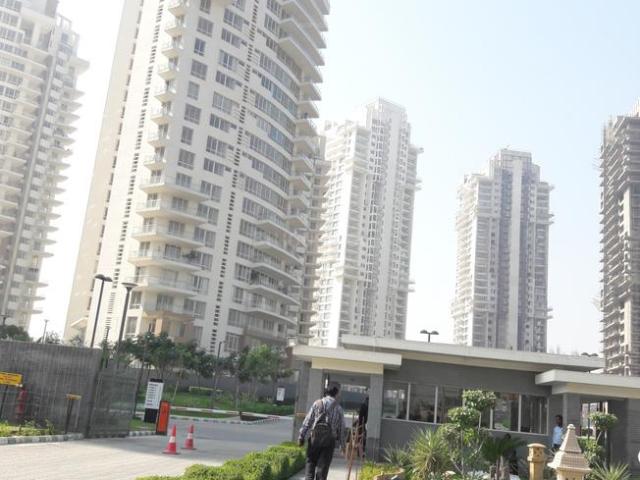 4 BHK Apartment in Sector 62 for rent Gurgaon. The reference number is 20420942