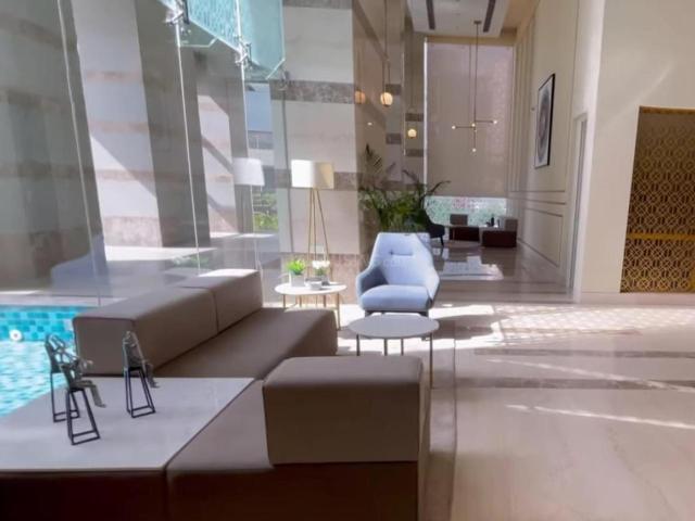4 BHK Apartment in Sector 62 for resale Gurgaon. The reference number is 20253647