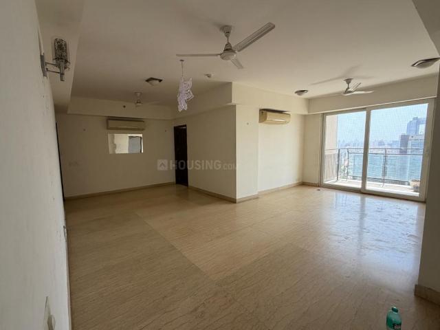 4 BHK Apartment in Sector 62 for resale Gurgaon. The reference number is 20528116