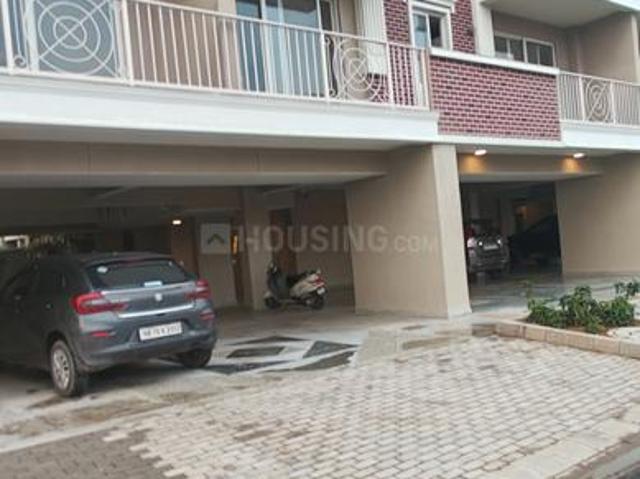 4 BHK Apartment in Sector 63 for rent Gurgaon. The reference number is 20314162
